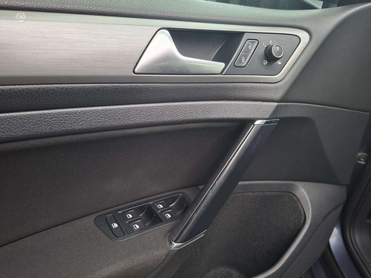 Volkswagen Golf 2014 — photo 21