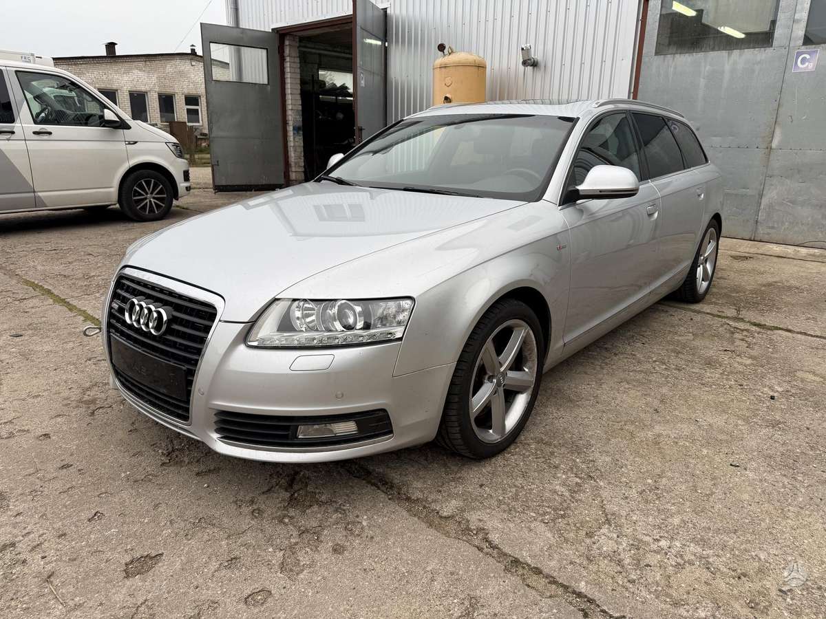 Audi A6 2009 — вигляд ззаду