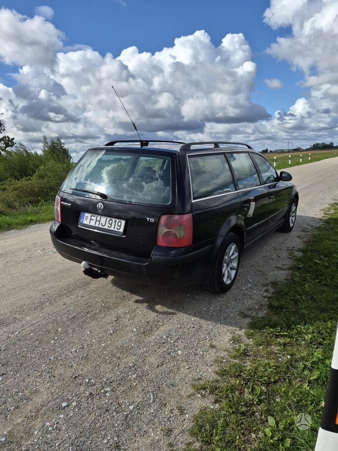 Volkswagen Passat 2004 — engine 1896 cm³, 101 HP (74kW)