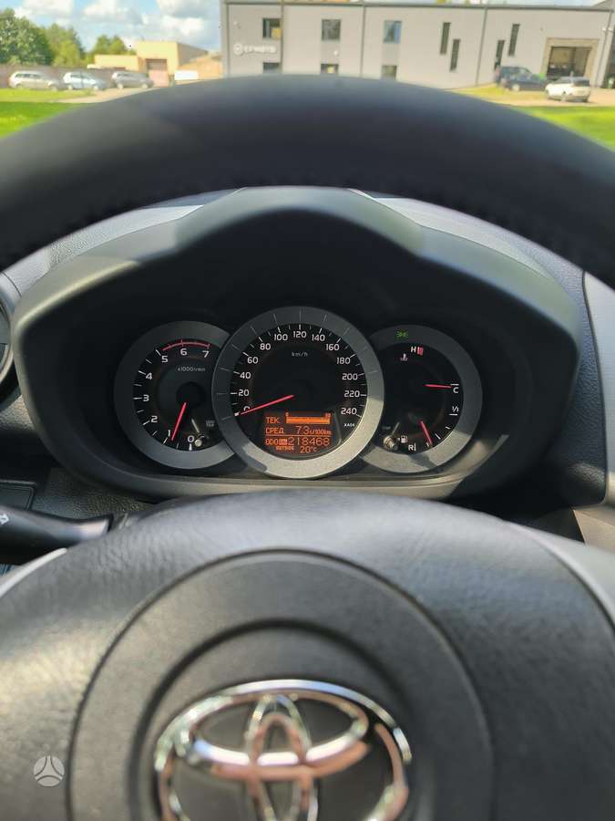 Toyota RAV4 2007 — photo 16