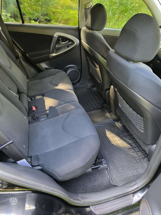 Toyota RAV4 2007 — photo 18