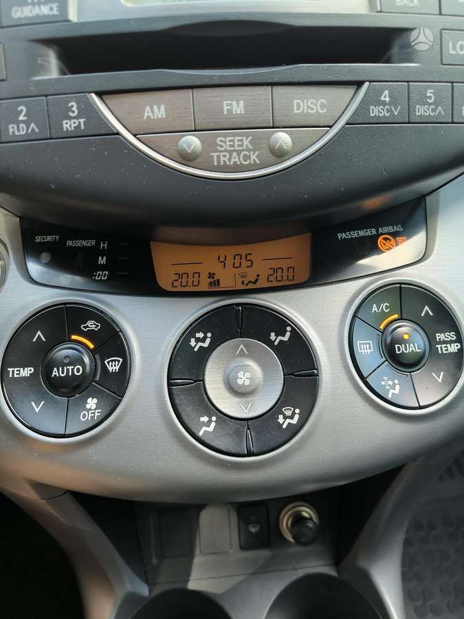 Toyota RAV4 2007 — photo 22