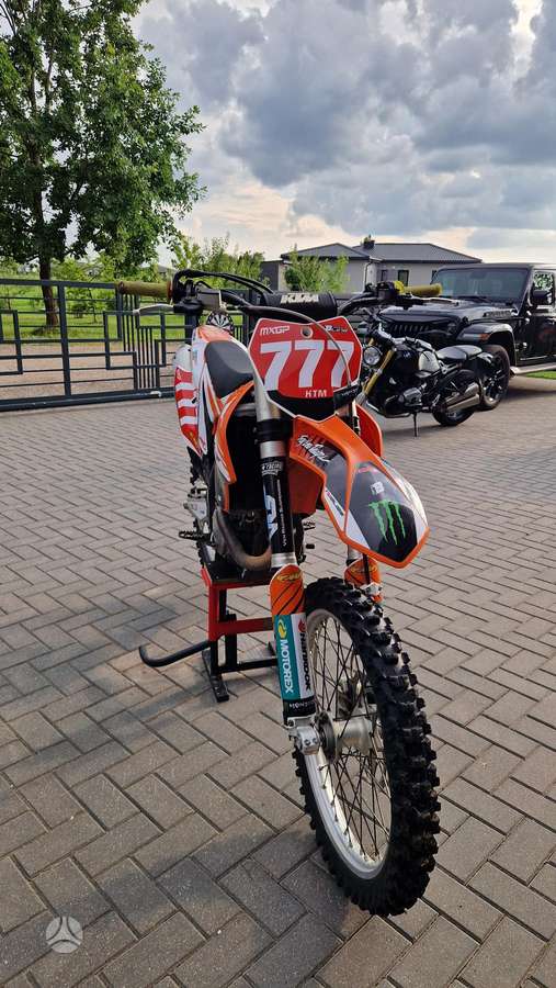 KTM SX 2015 — вигляд ззаду