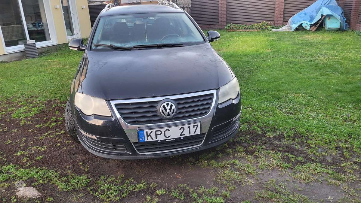 Volkswagen Passat 2006 — вигляд ззаду
