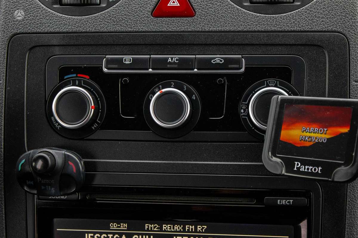 Volkswagen Caddy 2014 — photo 14