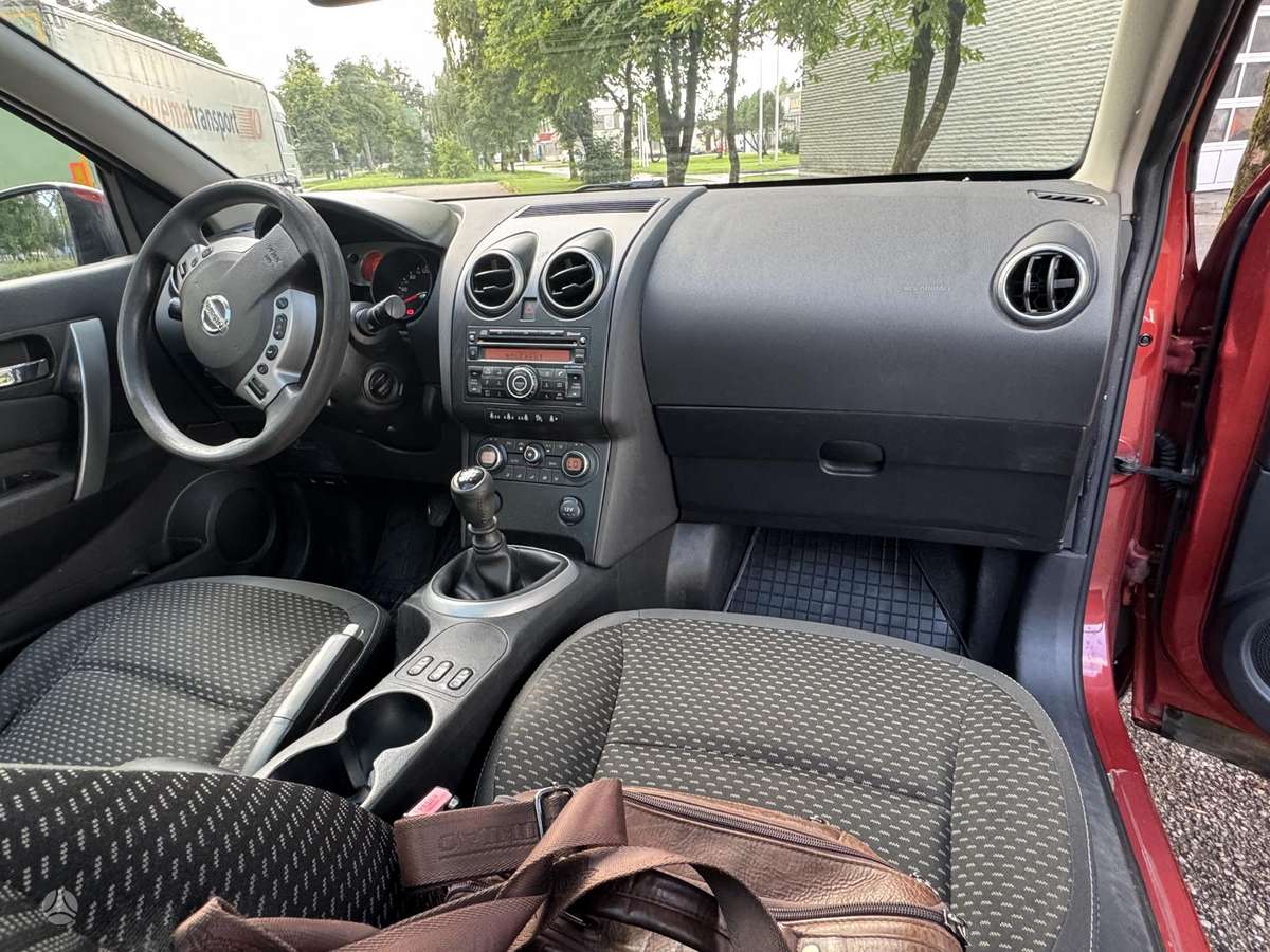 Nissan Qashqai 2009 — photo 21