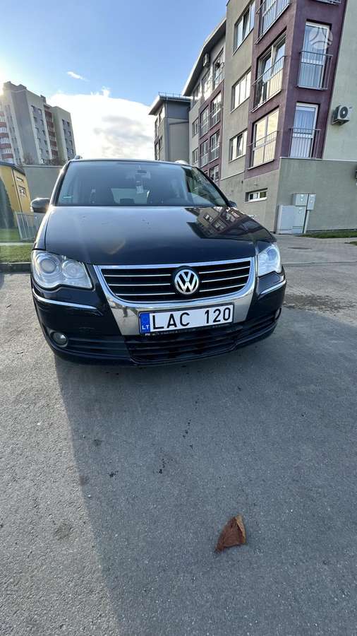 Volkswagen Touran 2007 — авто для ЗСУ з Європи
