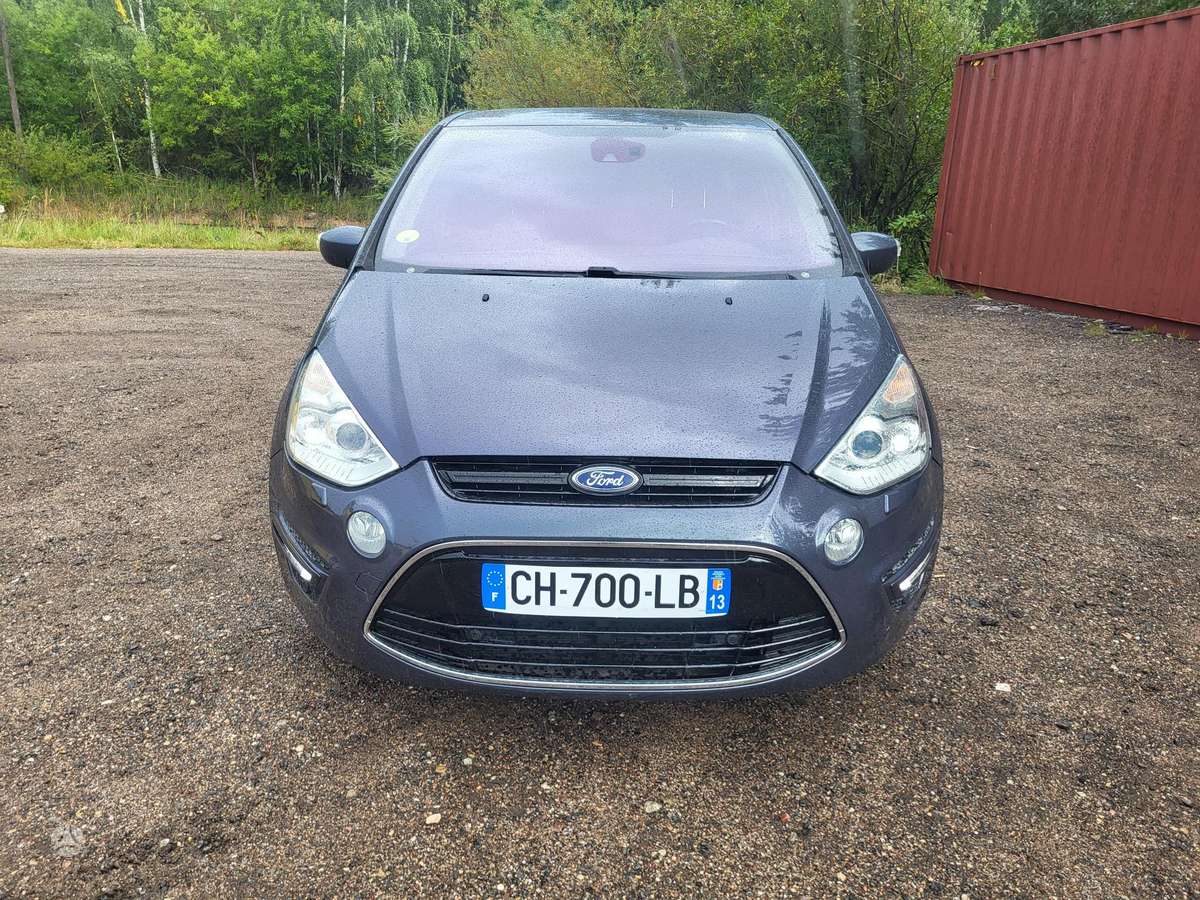 Ford S-MAX 2012 — салон