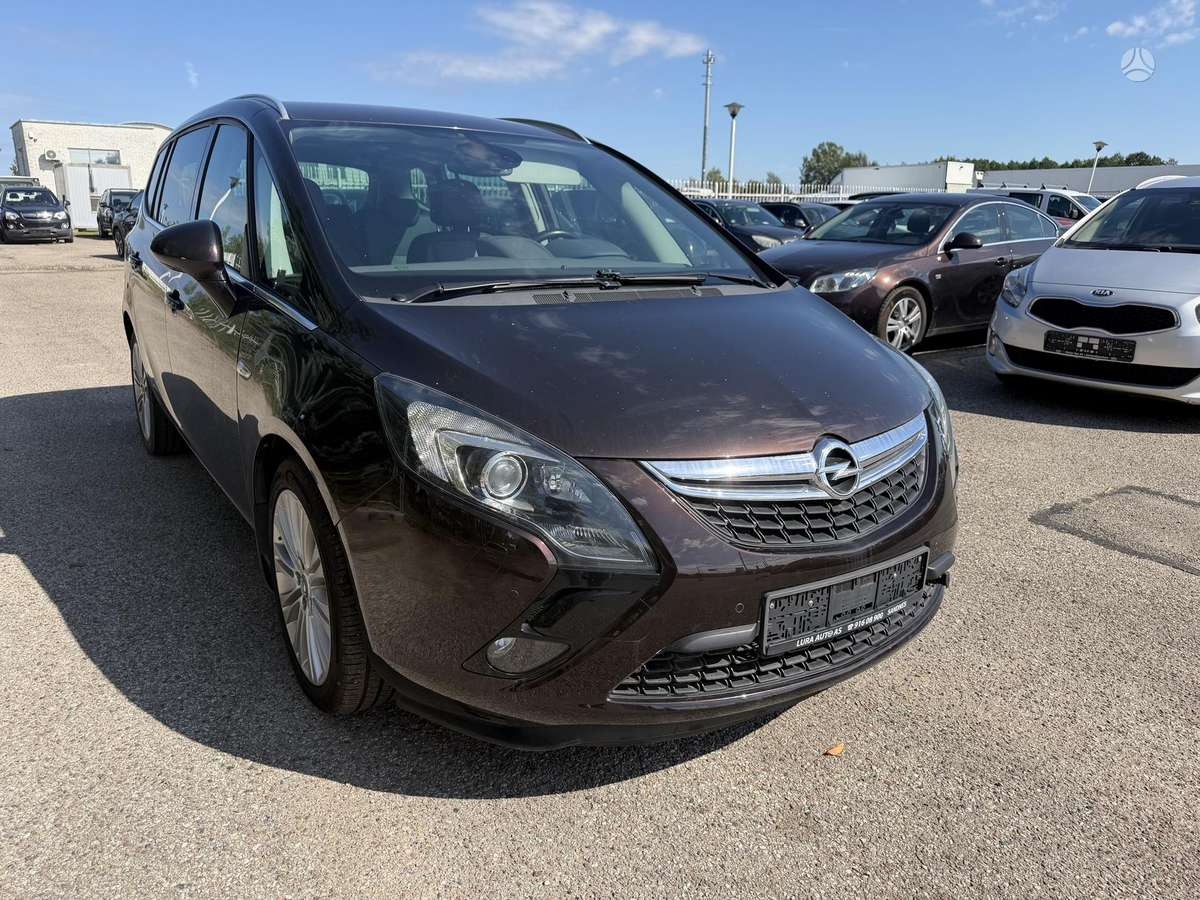 Opel Zafira, 2012