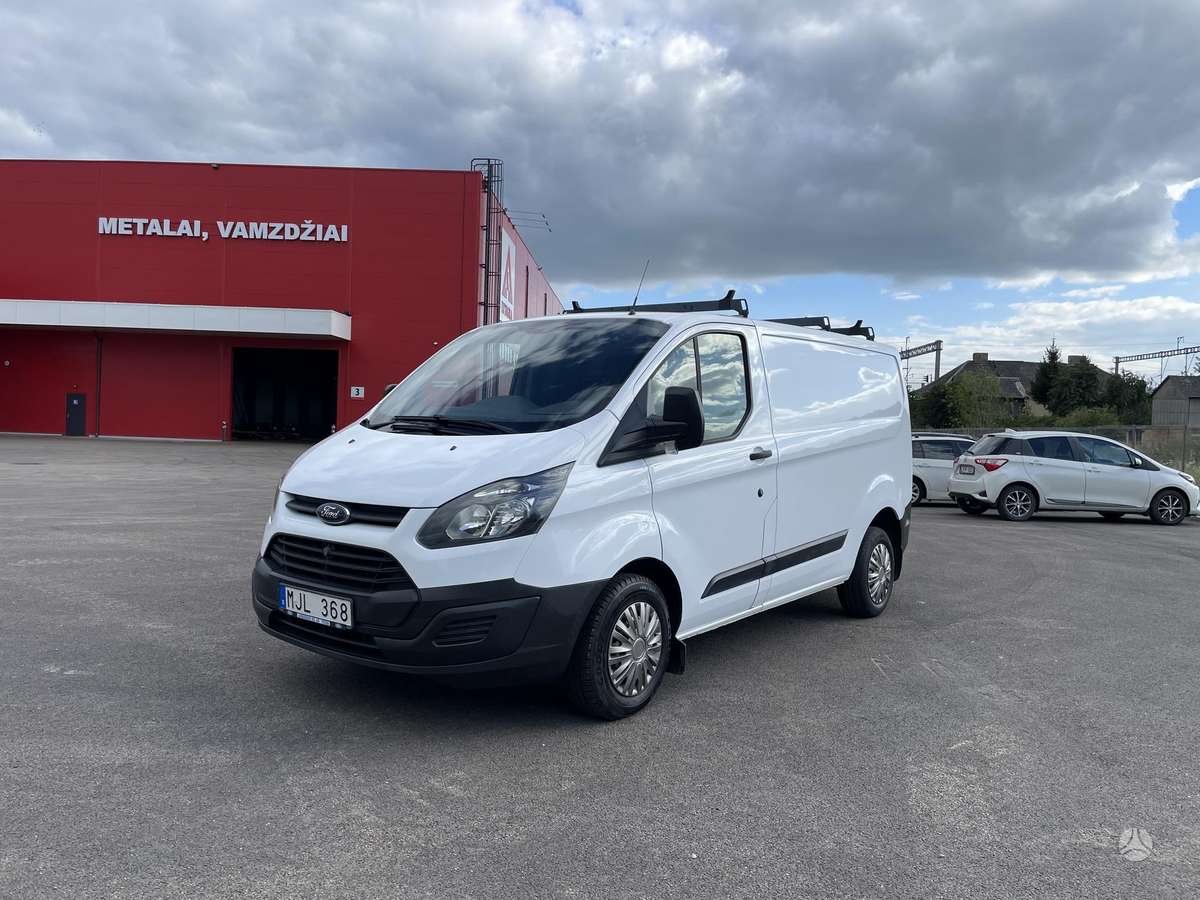 Ford Transit 2013 — rear view