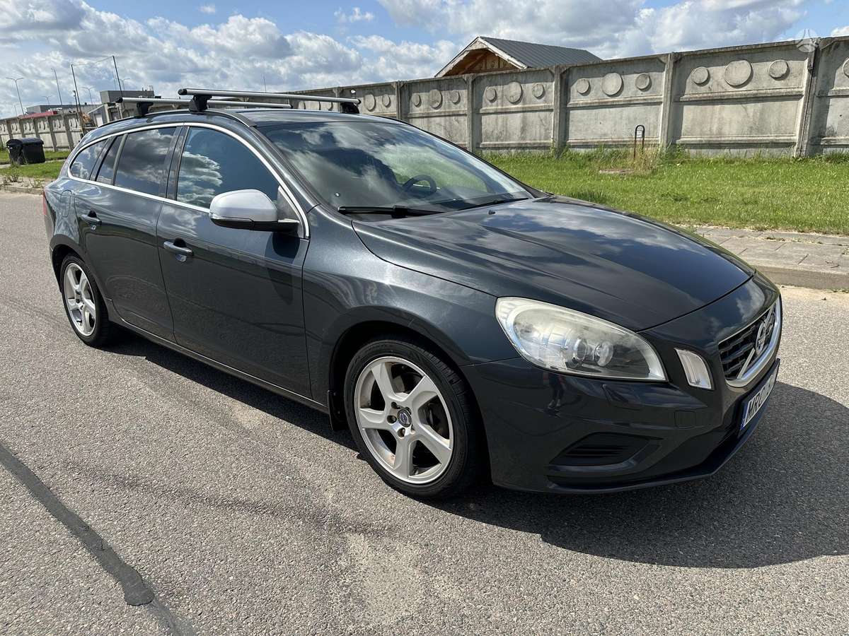 Volvo V60 2011 — photo 6