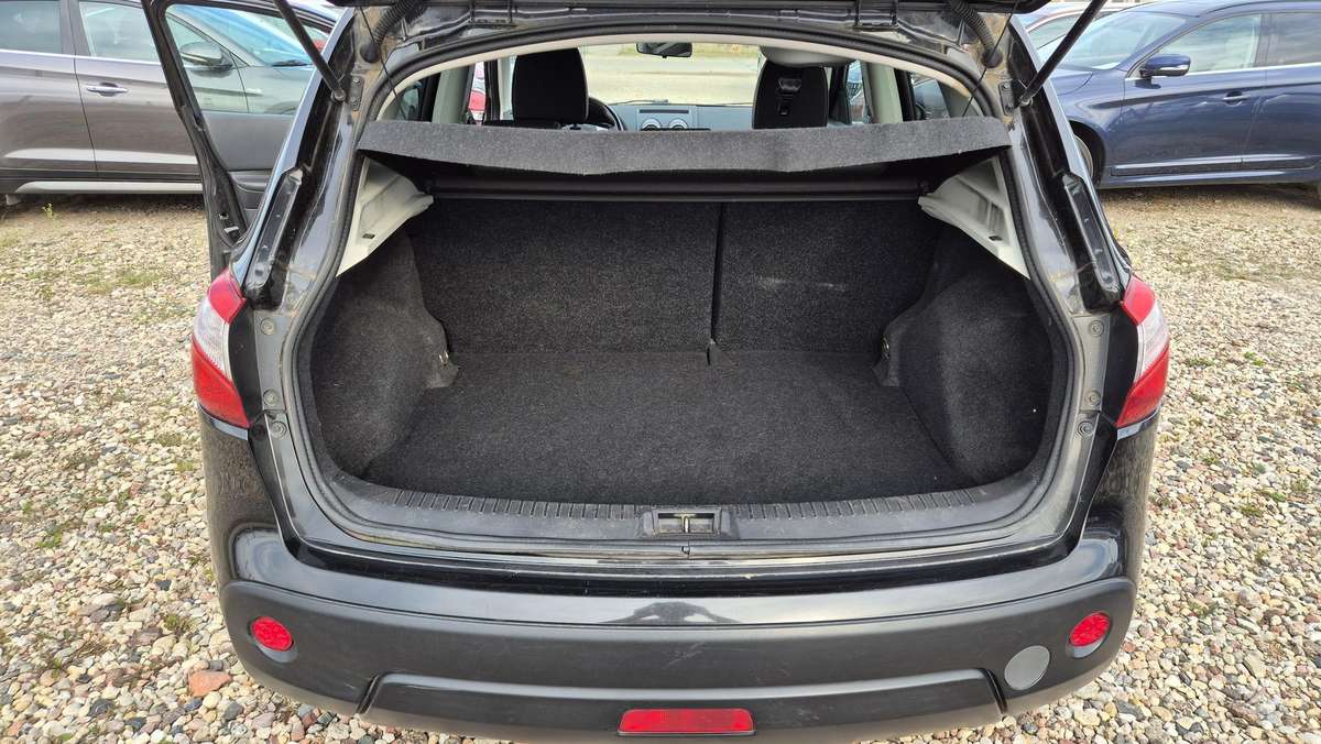 Nissan Qashqai 2013 — photo 13