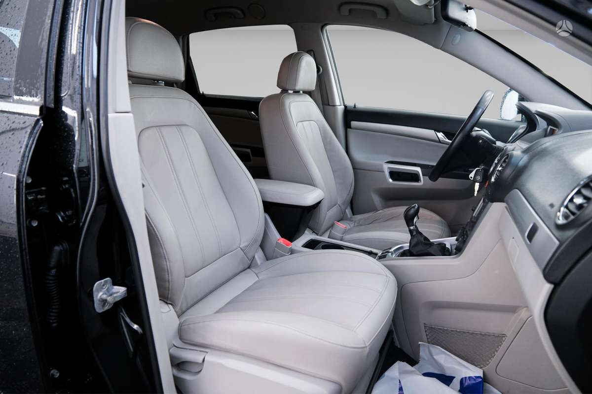 Opel Antara 2015 — photo 10
