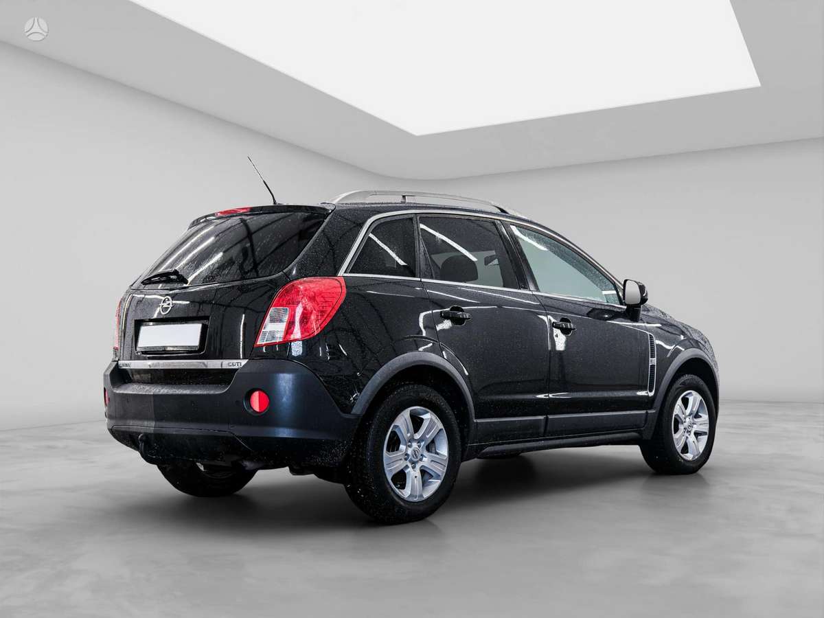 Opel Antara 2015 — interior