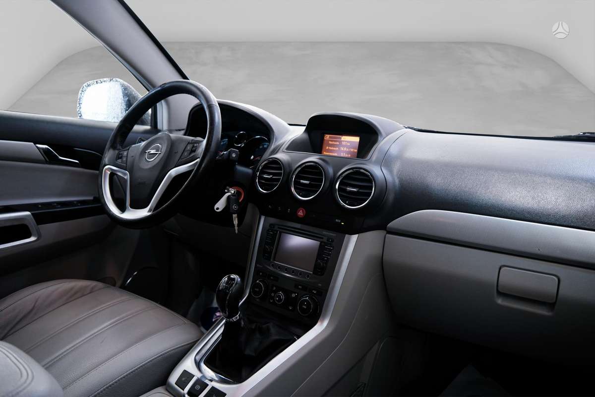 Opel Antara 2015 — photo 6