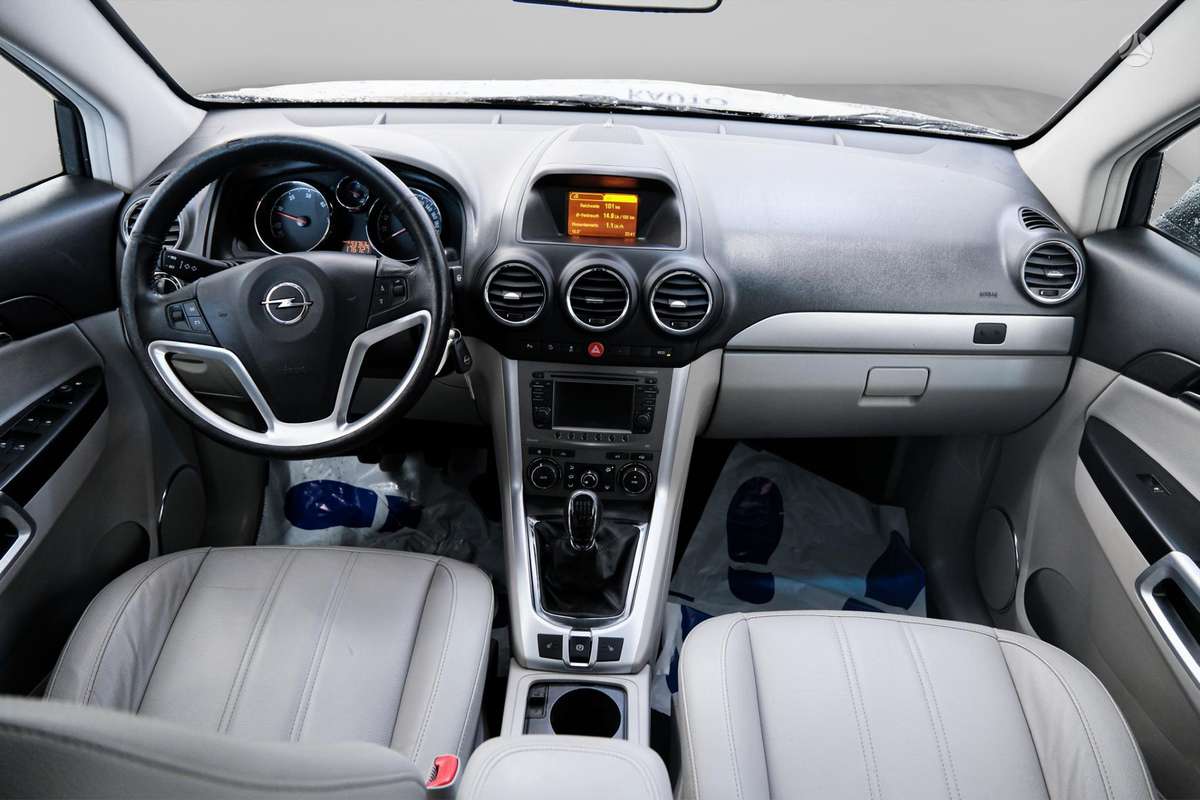 Opel Antara 2015 — photo 8