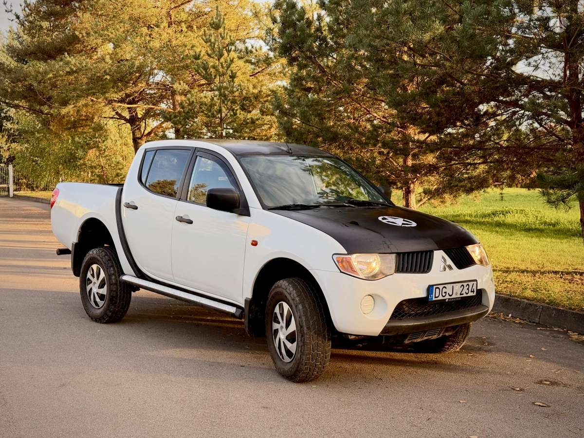 Mitsubishi L200 2008 — авто для ЗСУ з Європи