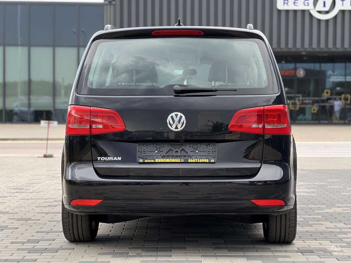 Volkswagen Touran 2010 — photo 5