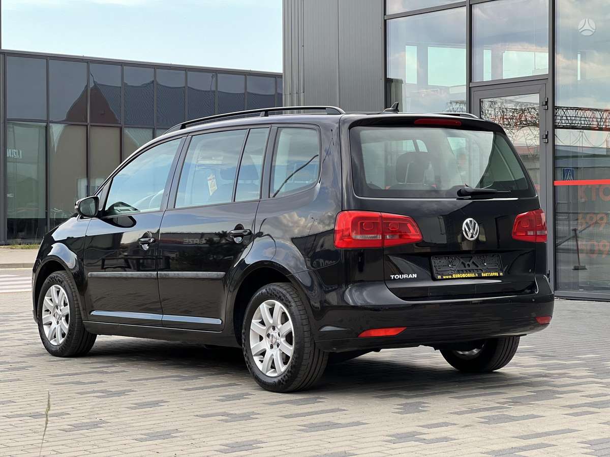 Volkswagen Touran 2010 — photo 6