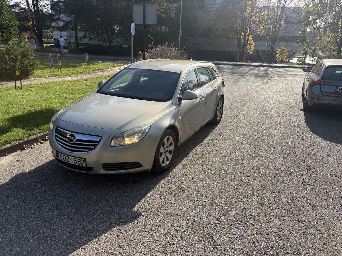 Opel Insignia 2011 — авто для ЗСУ з Європи
