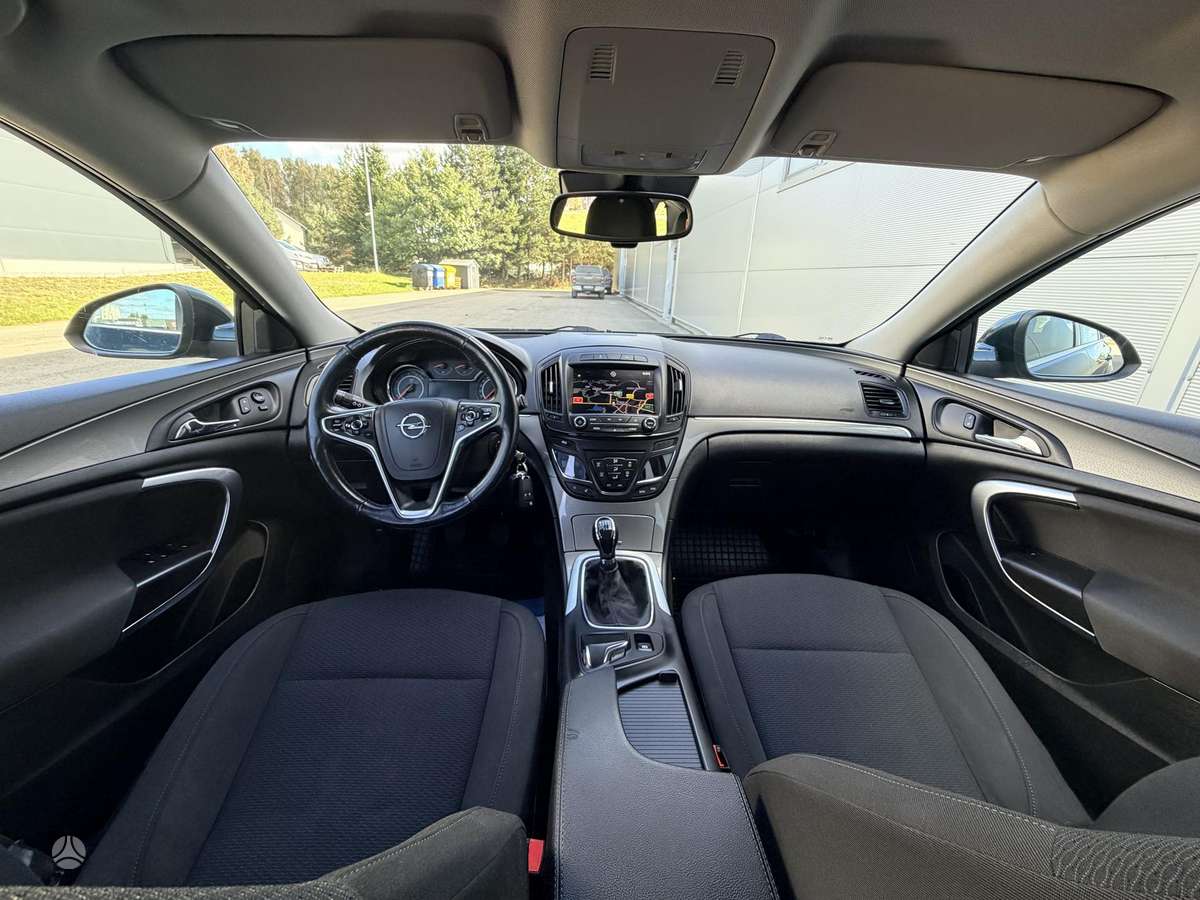 Opel Insignia 2014 — photo 21