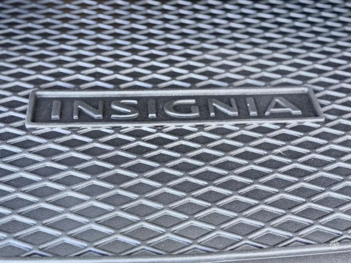 Opel Insignia 2014 — photo 39