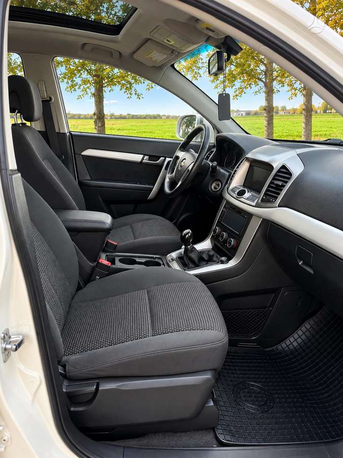 Chevrolet Captiva 2013 — photo 20