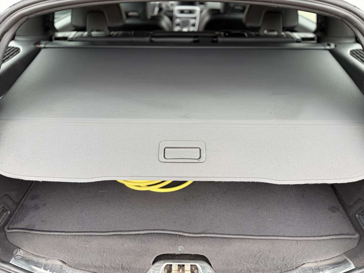 Volvo V60 2015 — photo 20