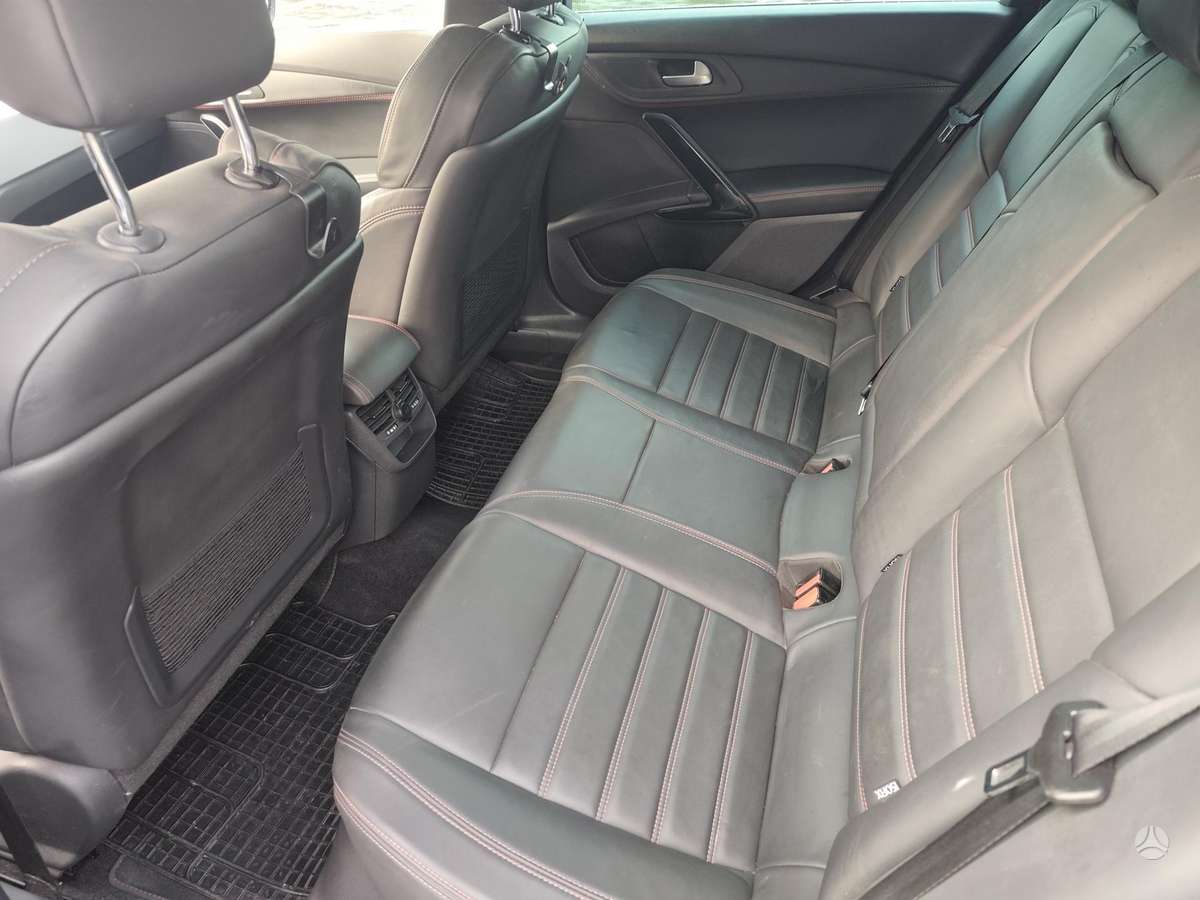 Peugeot 508 2015 — photo 14
