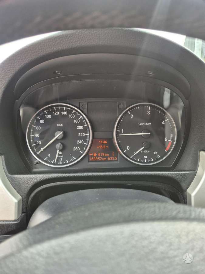 BMW 316 2011 — photo 8