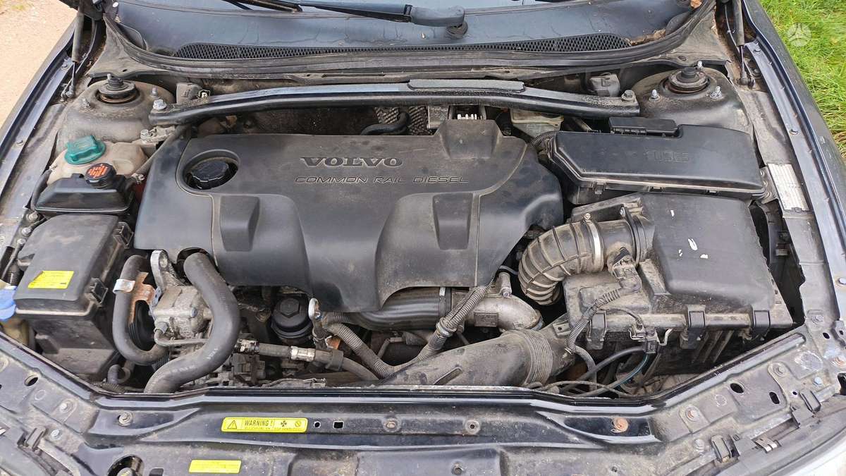 Volvo V70 2004 — photo 7