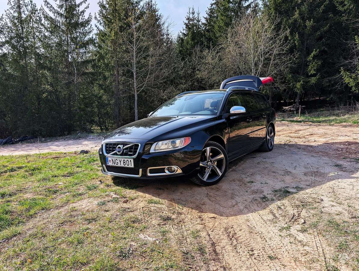 Volvo V70 2013 — photo 6
