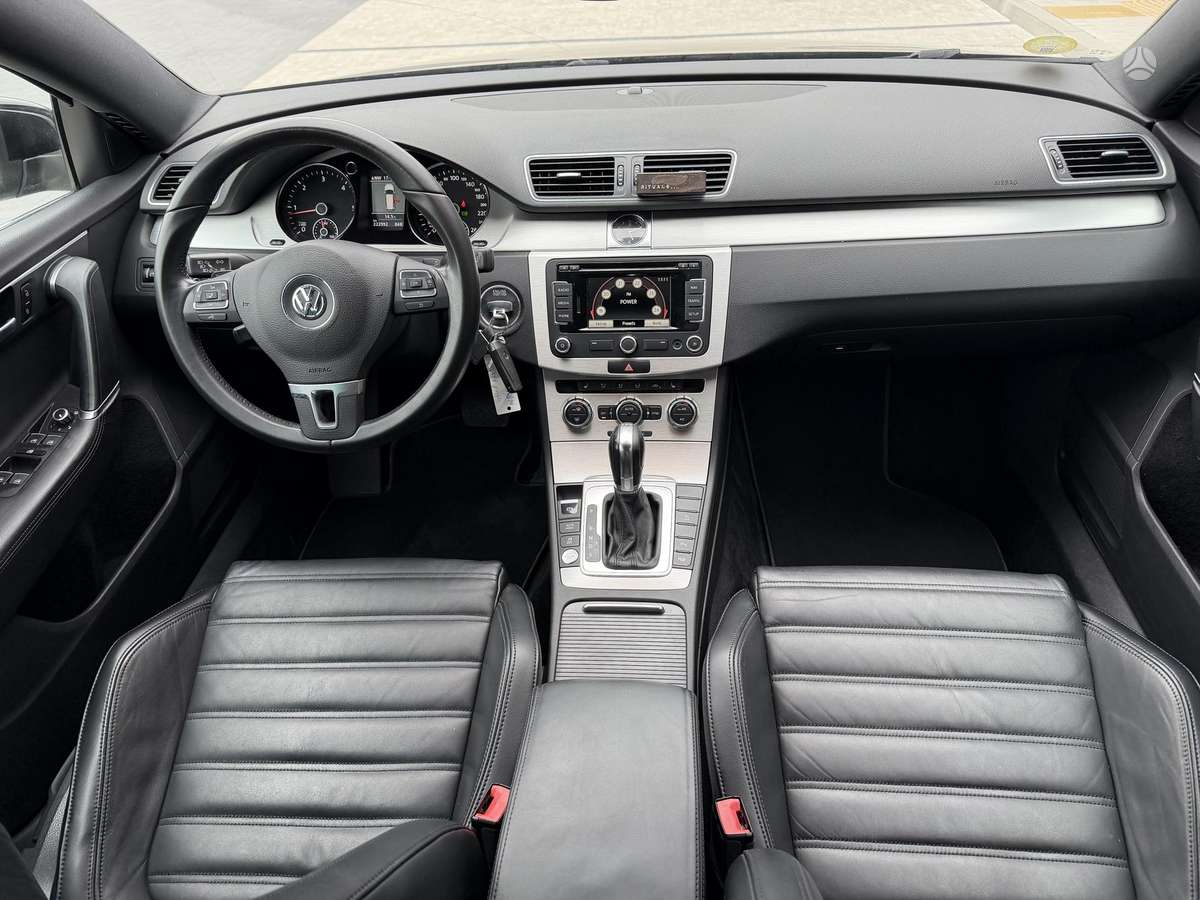 Volkswagen Passat 2014 — photo 14