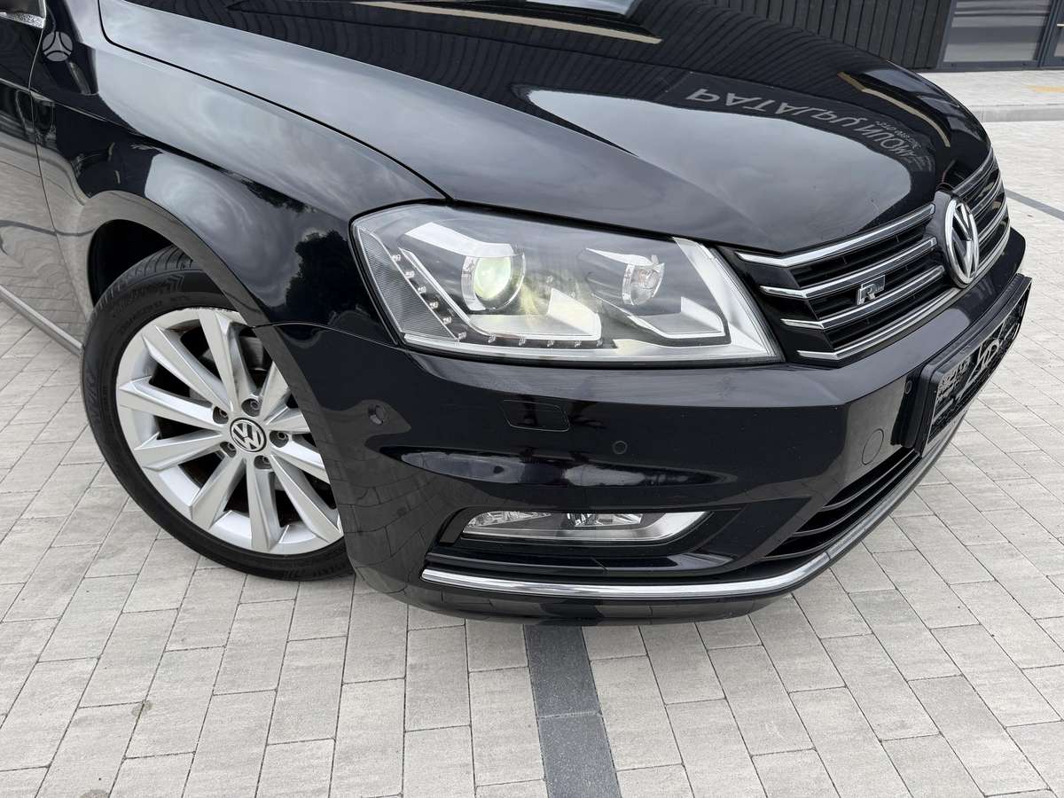 Volkswagen Passat 2014 — interior