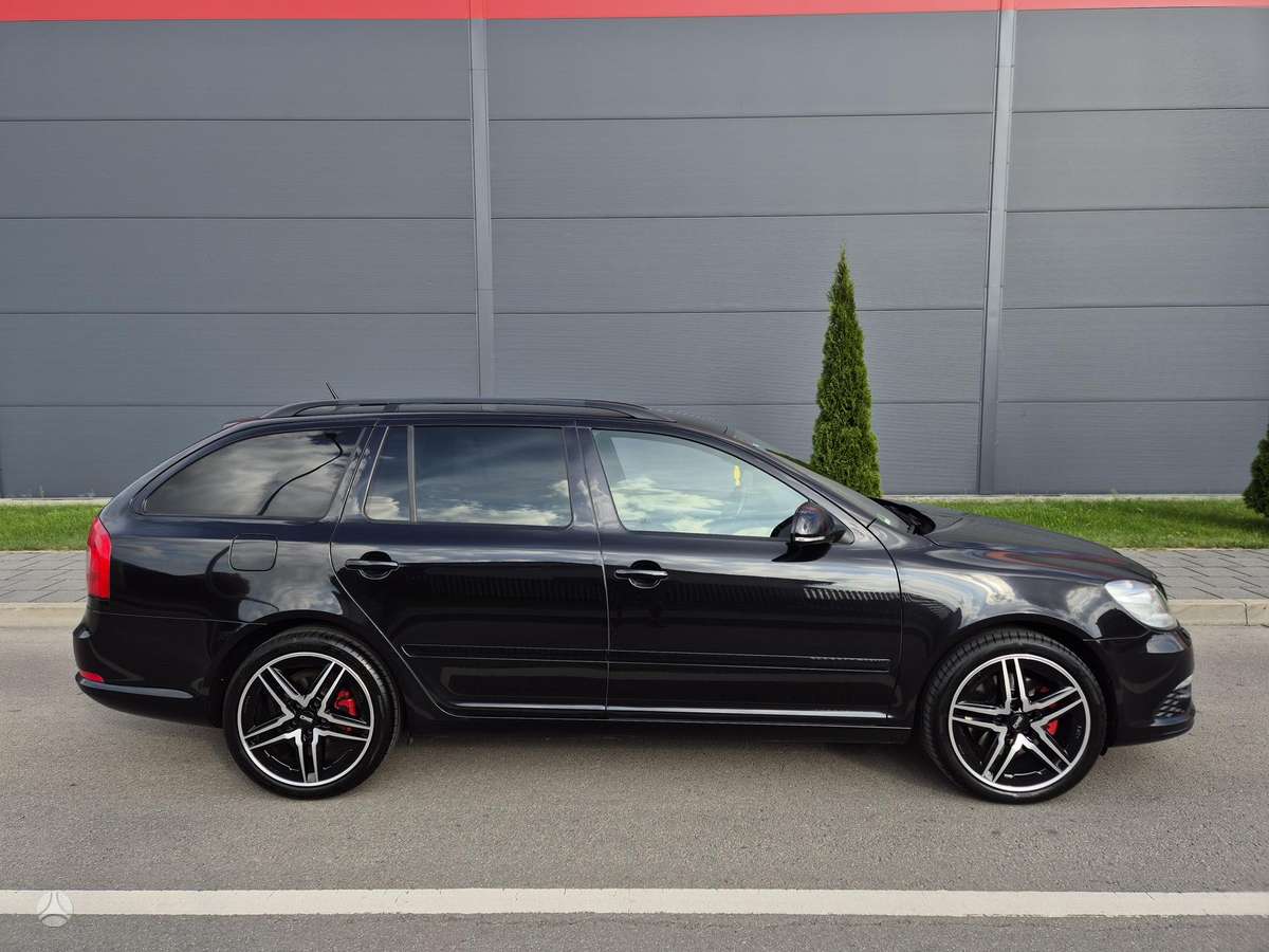 Skoda Octavia 2011 — photo 12
