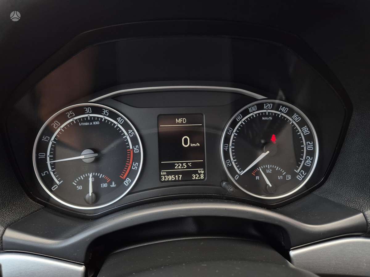 Skoda Octavia 2011 — photo 17
