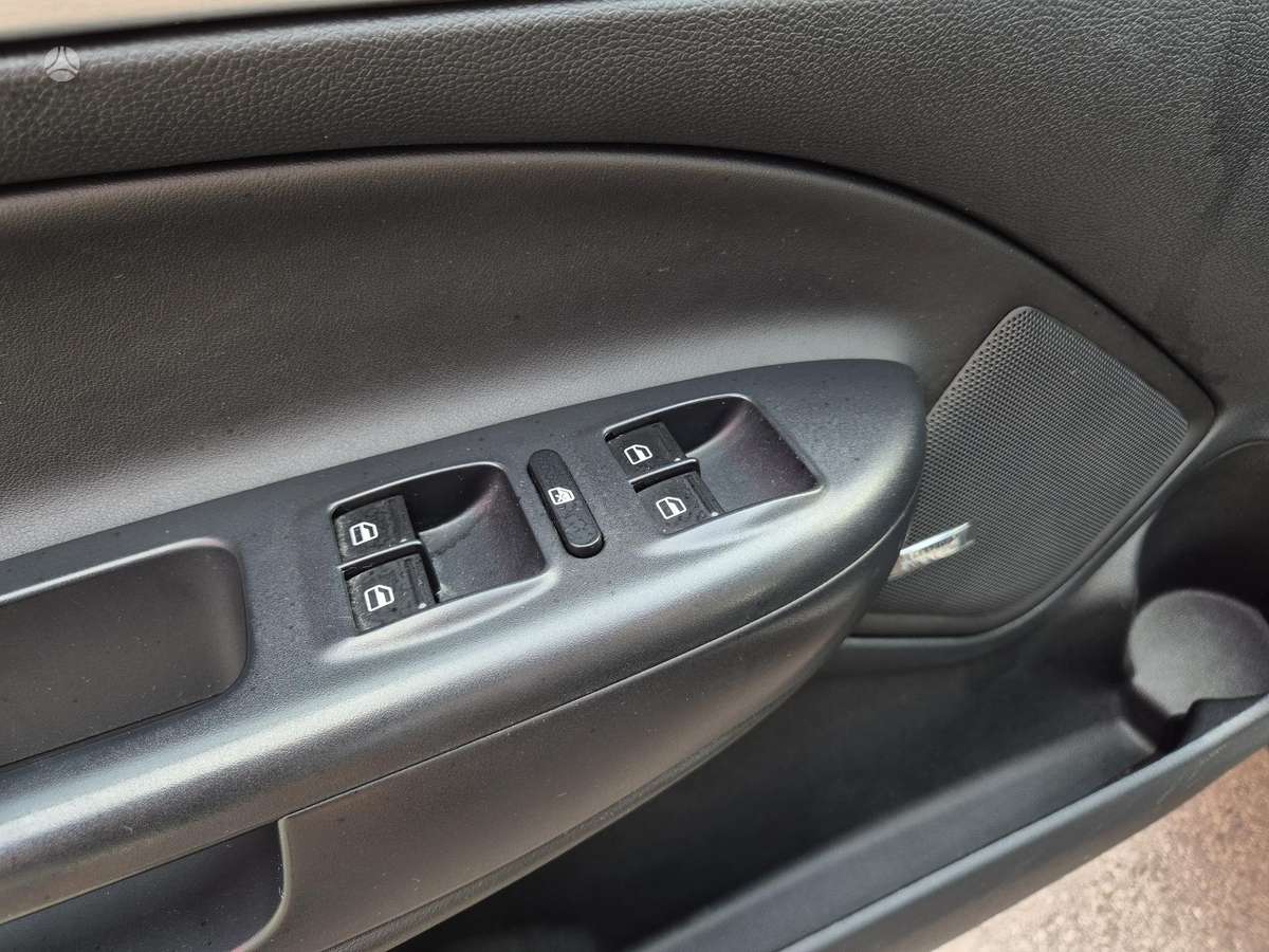 Skoda Octavia 2011 — photo 24