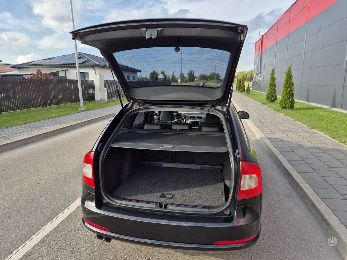 Skoda Octavia 2011 — photo 28