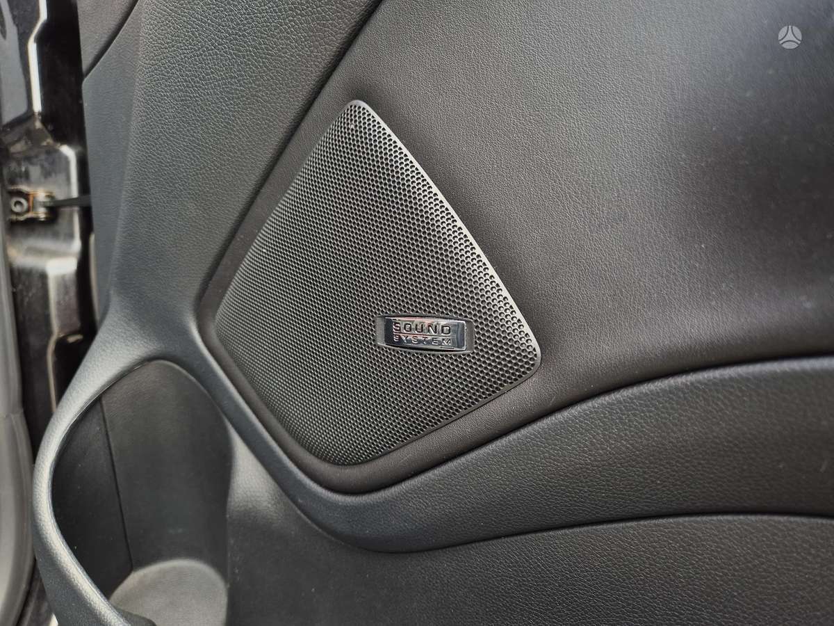 Skoda Octavia 2011 — photo 29