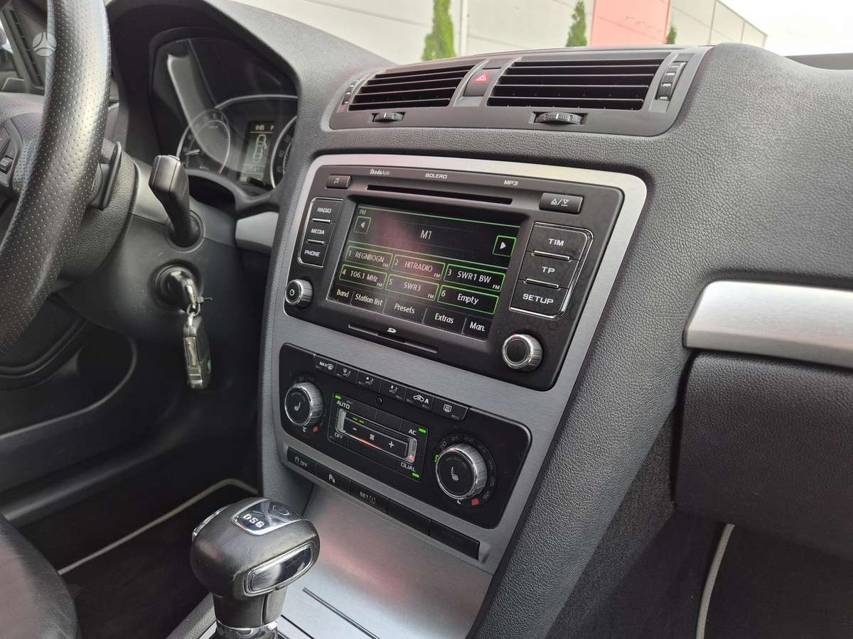 Skoda Octavia 2011 — photo 31