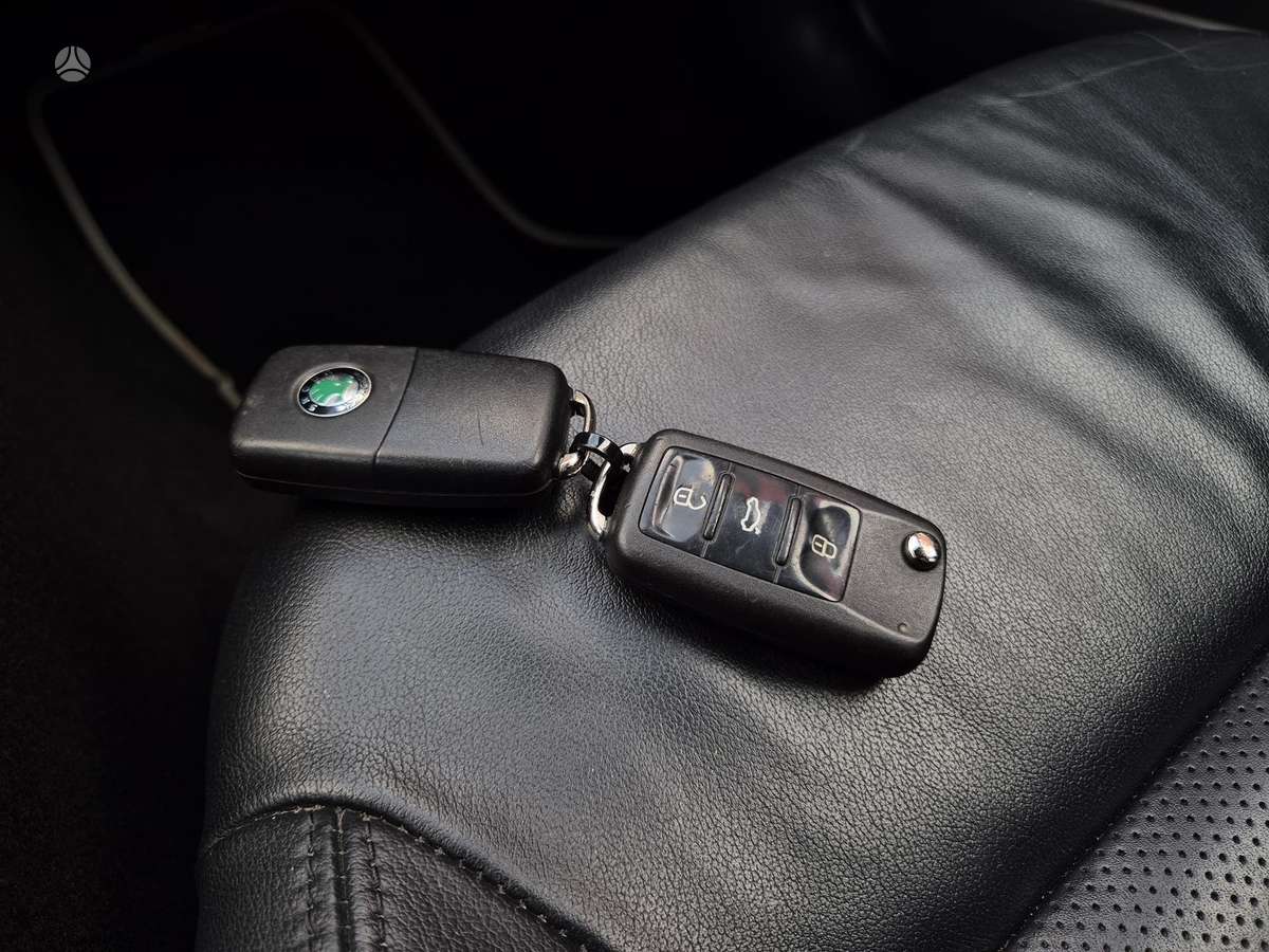 Skoda Octavia 2011 — photo 33
