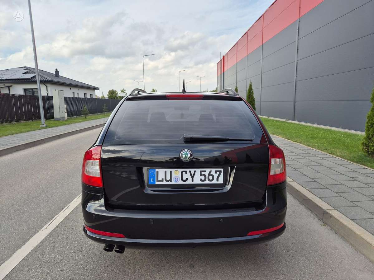 Skoda Octavia 2011 — engine 1968 cm³, 170 HP (125kW)