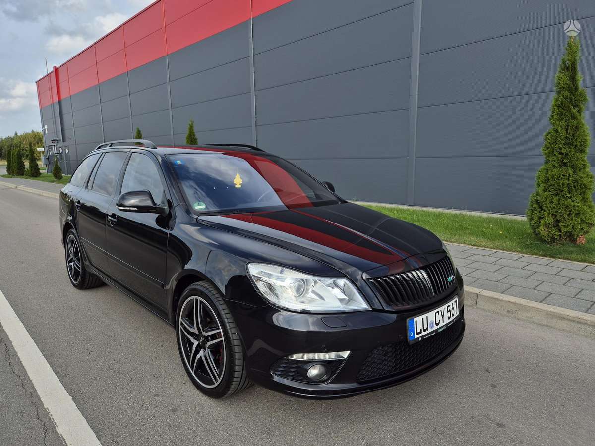 Skoda Octavia 2011 — photo 8