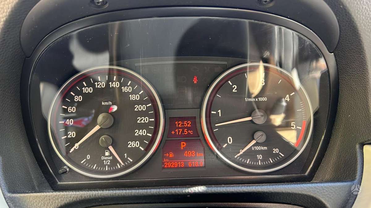 BMW 325 2007 — photo 11