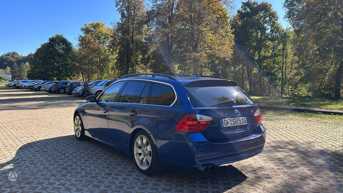 BMW 325 2007 — engine 197 HP (145kW)