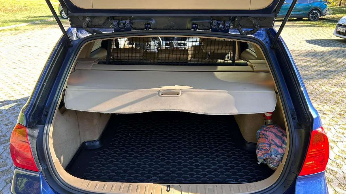 BMW 325 2007 — photo 7