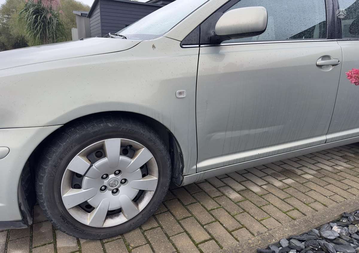 Toyota Avensis 2005 — photo 5