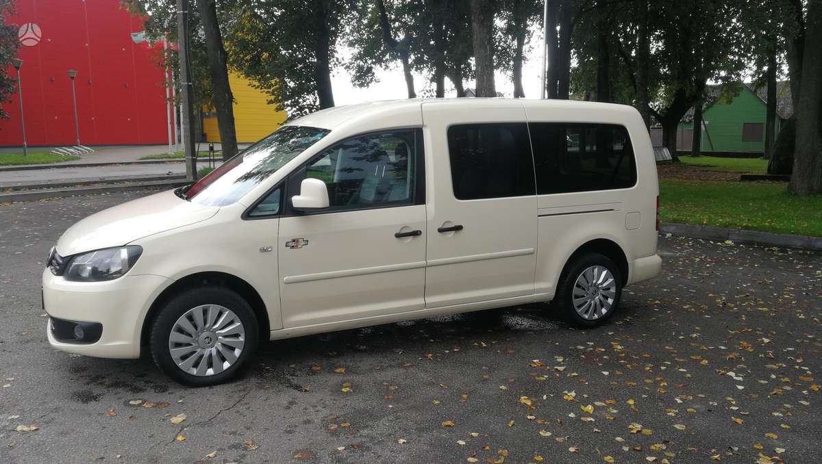 Volkswagen Caddy 2011 — салон