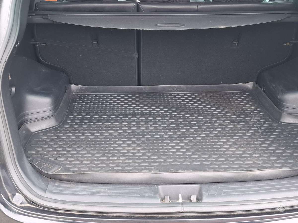 Hyundai ix35 2010 — двигун 1995 cm³, 184 HP (135kW)
