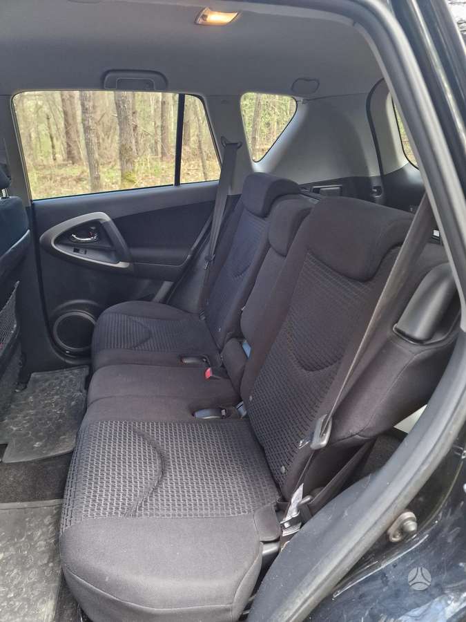 Toyota RAV4 2008 — photo 12